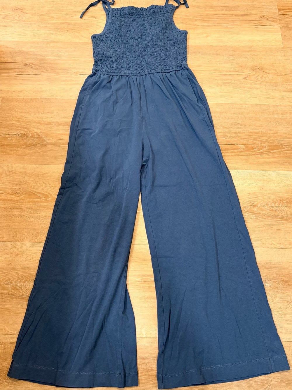 Pact organic cotton navy smocked jumpsuit small s